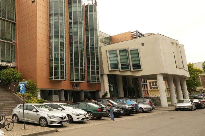 Locuri de parcare pentru studenți