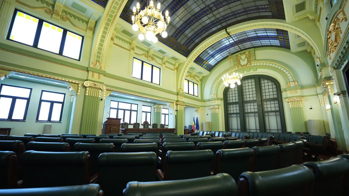 Alegeri și concursuri